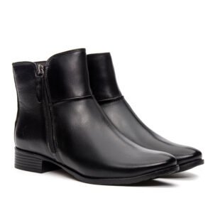 Bota de Couro Cano Curto Preta