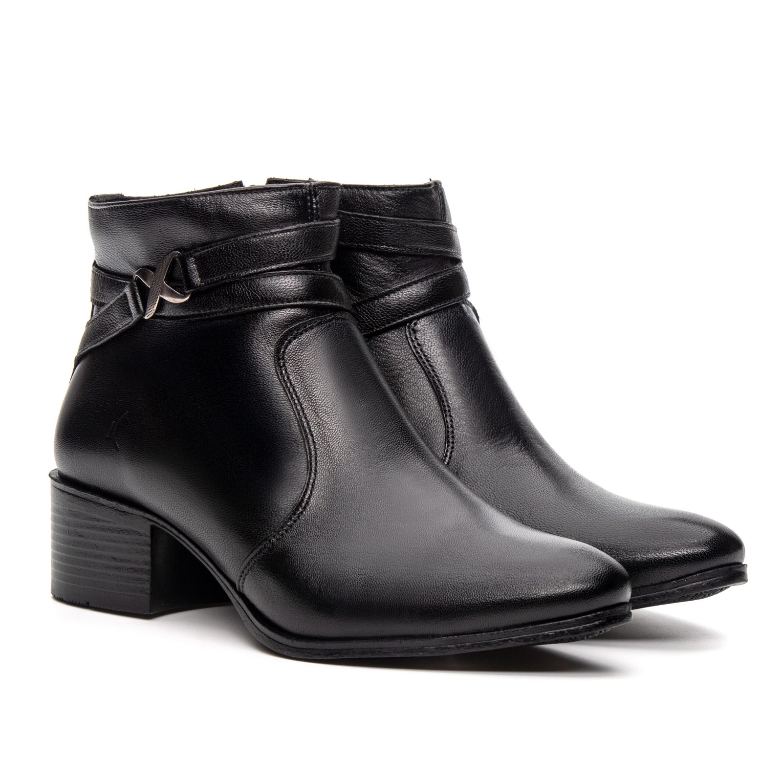 Bota de Couro Cano Curto Preta