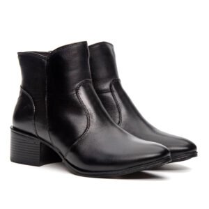 Bota de Couro Cano Curto  Preta